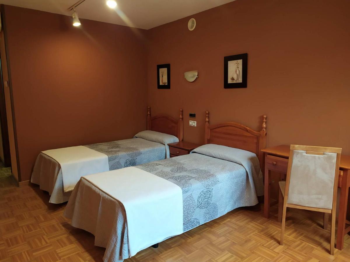 Hotel Santa Cristina 波拉·德莱纳 外观 照片