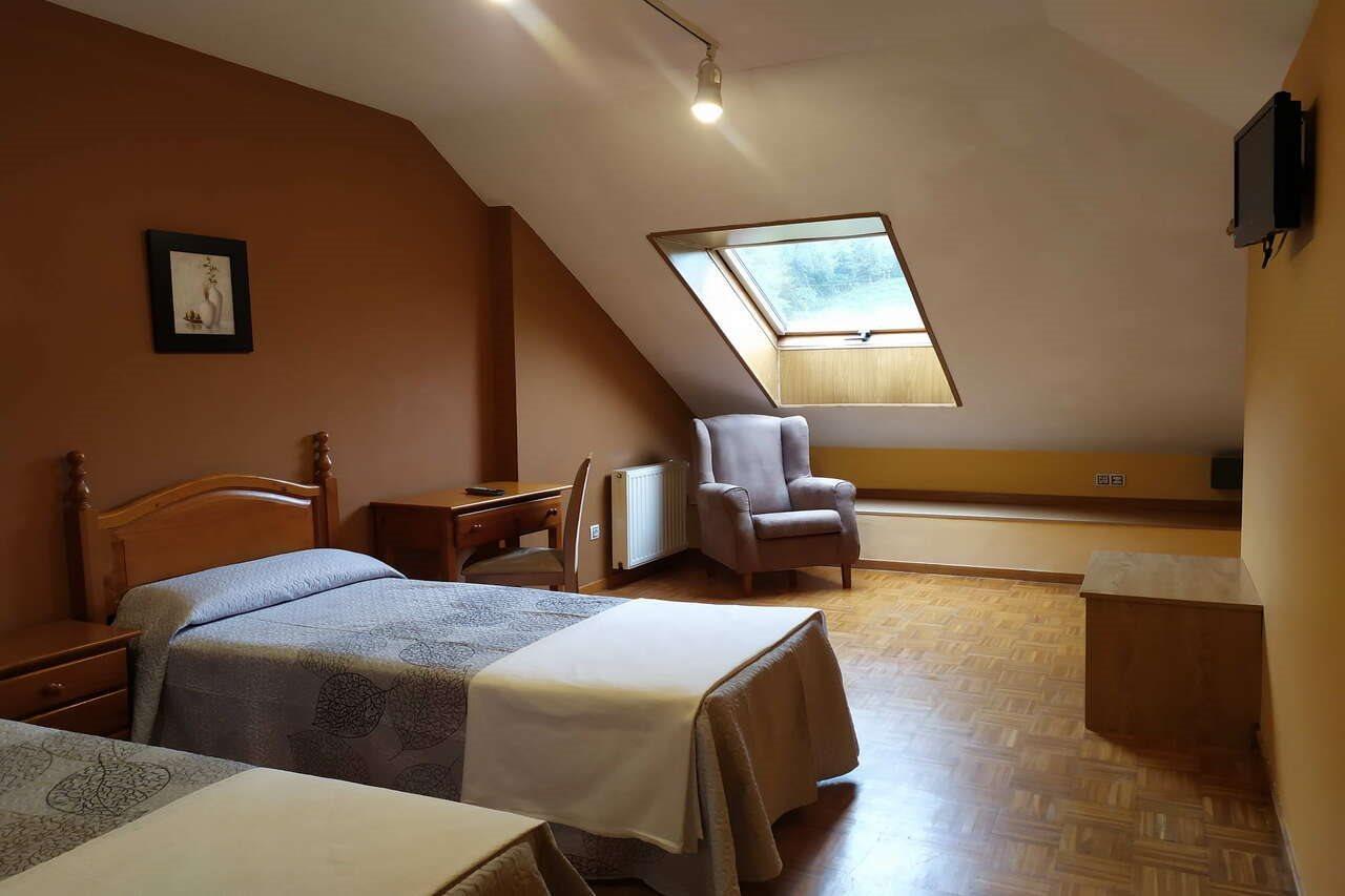 Hotel Santa Cristina 波拉·德莱纳 外观 照片